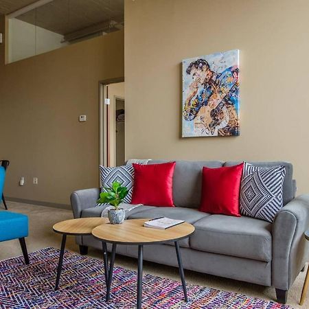 Frontdesk Waterfront Apts Downtown Cleveland Apartment Екстериор снимка
